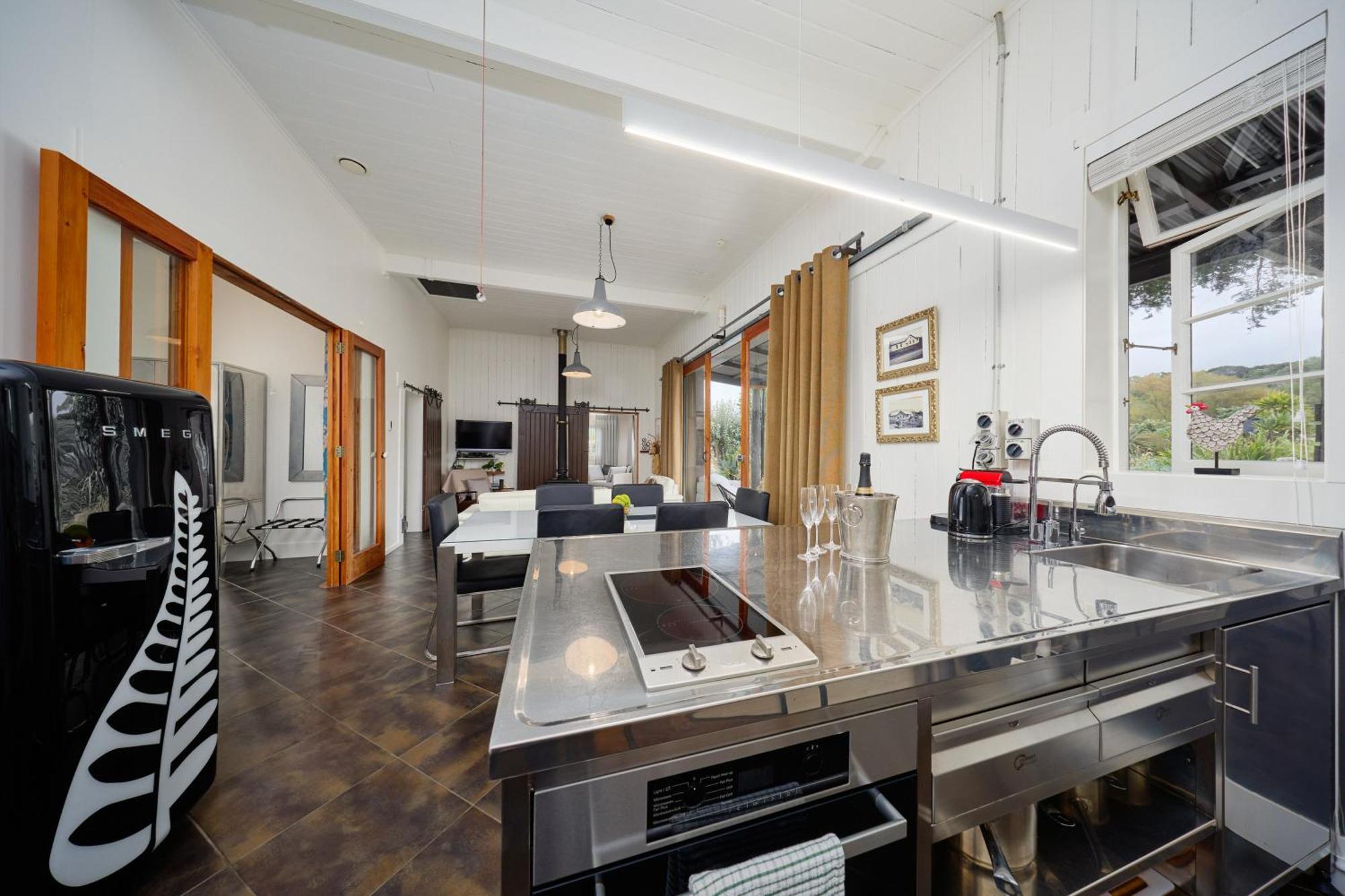 The Factory Luxury Accomodation Kaikoura Exteriör bild
