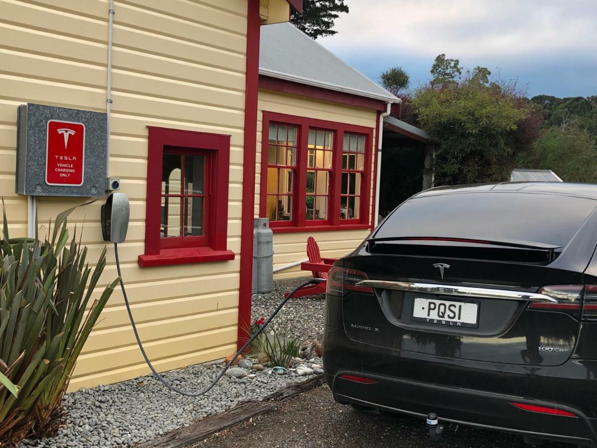 The Factory Luxury Accomodation Kaikoura Exteriör bild